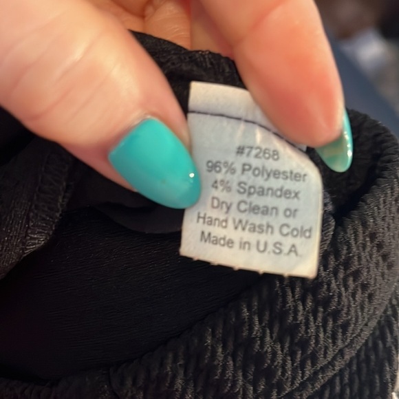 Andria Lieu Black Capri Pants NWT Size Small Elastic Waistband - Picture 8 of 9